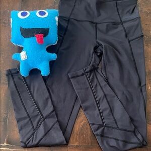 Ivviva by lululemon girls black leggings size 10